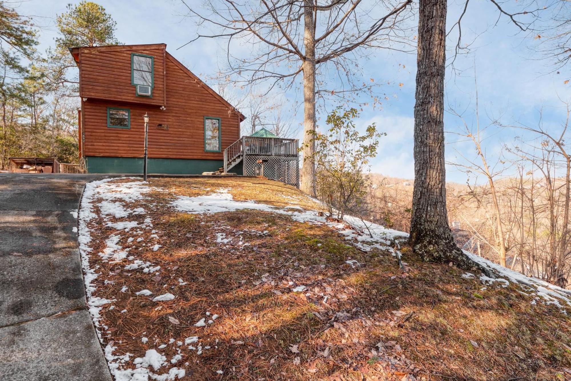 Fontana By Avantstay Gorgeous Mountain Cabin W Views Hot Tub Game Room Gatlinburg Extérieur photo