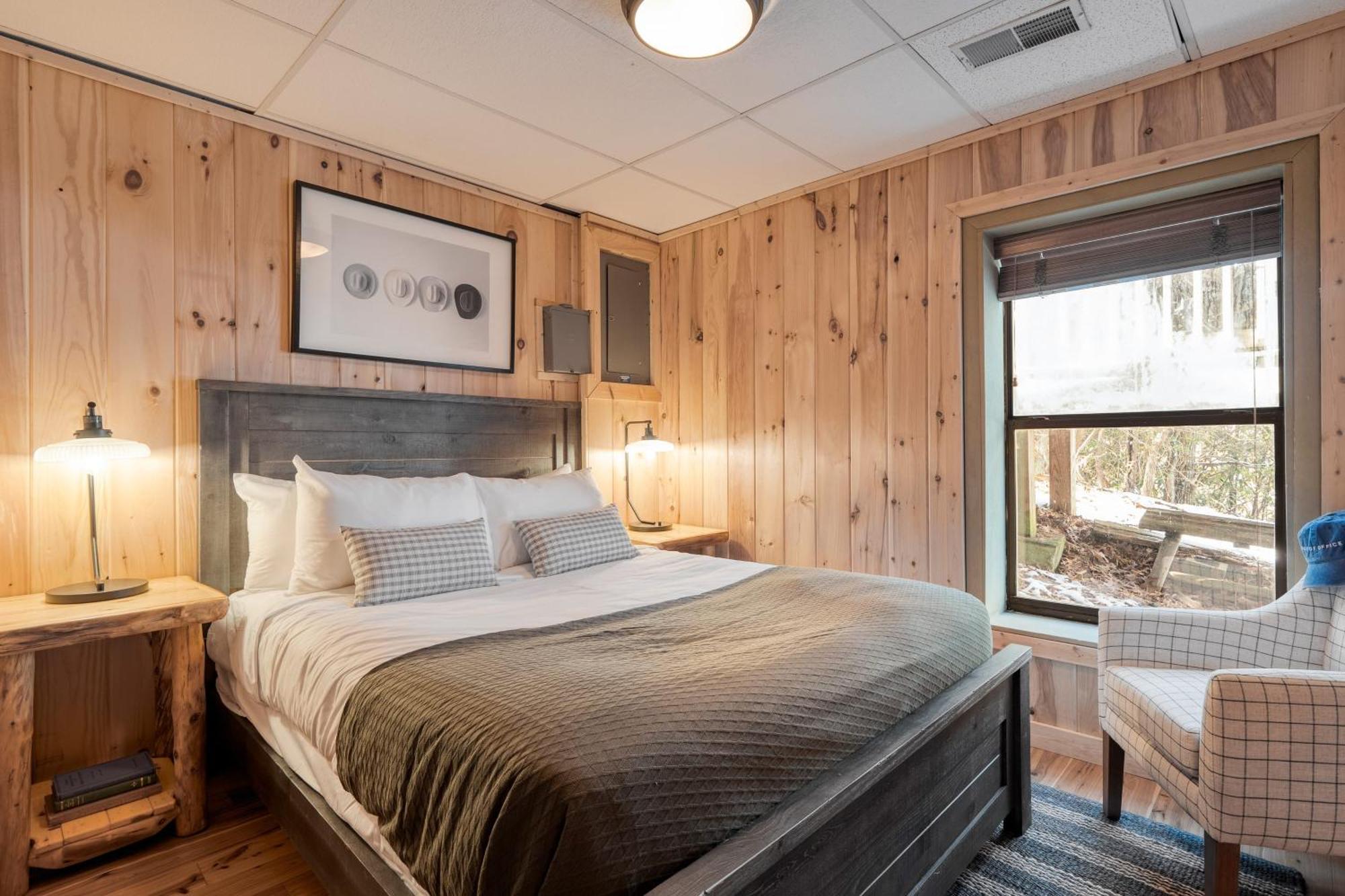 Fontana By Avantstay Gorgeous Mountain Cabin W Views Hot Tub Game Room Gatlinburg Extérieur photo
