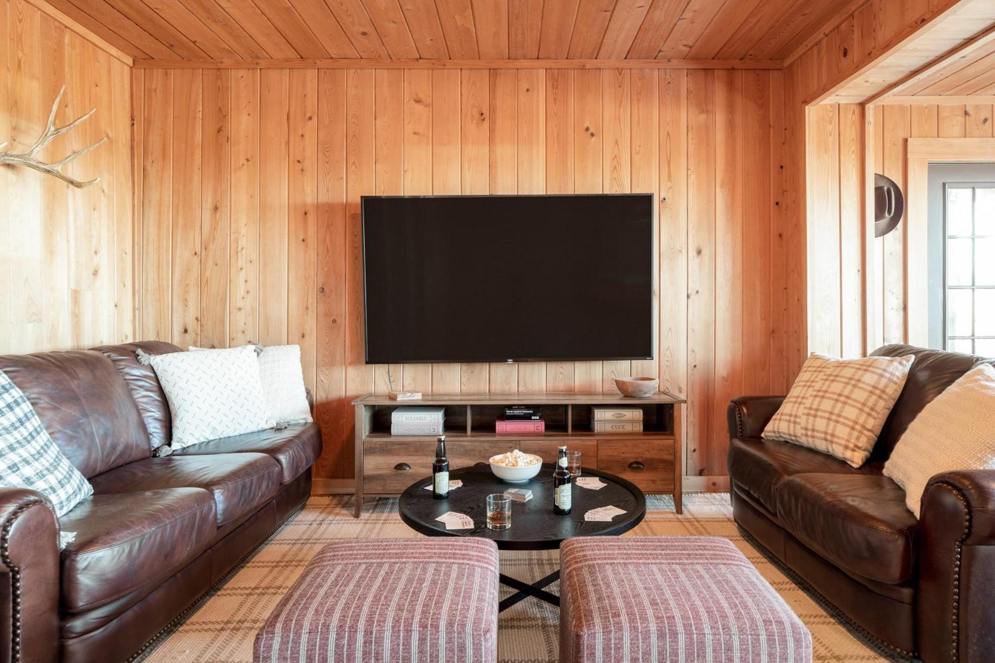 Fontana By Avantstay Gorgeous Mountain Cabin W Views Hot Tub Game Room Gatlinburg Extérieur photo