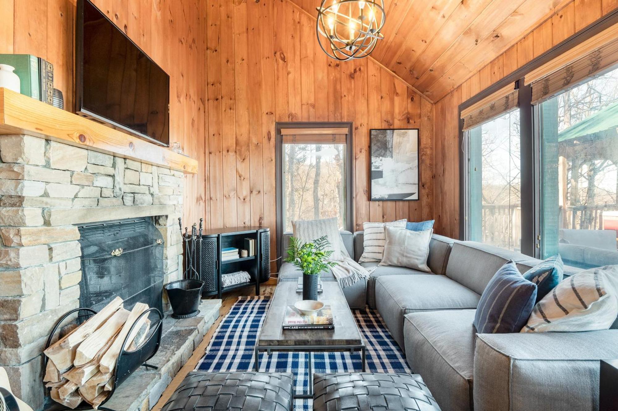 Fontana By Avantstay Gorgeous Mountain Cabin W Views Hot Tub Game Room Gatlinburg Extérieur photo